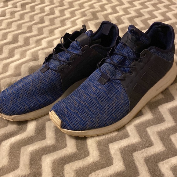 Adidas Shoes Blue - Picture 2 of 4